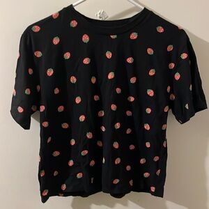 Strawberry print crop t-shirt
